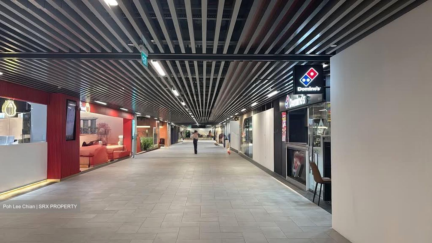 Club Street (D1), Retail #567590991